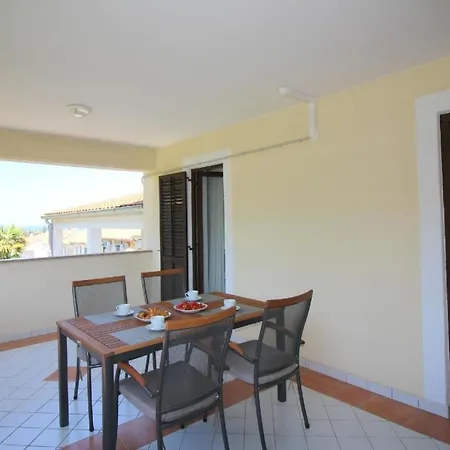 Ferienwohnung Andrea Mit Meerblick, Balkon Mit Gartenmobeln, Strandnah, Ruhige Lage